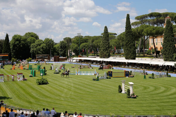 RideUp sponsor anche di Piazza di Siena